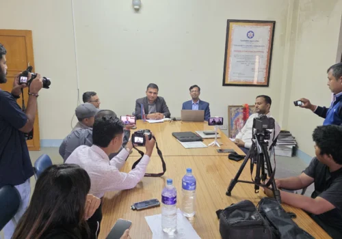 नीलकण्ठ बहुमुखी क्याम्पसले प्रथम अन्तर्राष्ट्रिय शैक्षिक सम्मेलन गर्दै