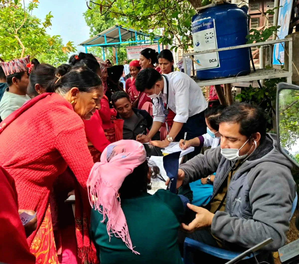 धादिङमा निःशुल्क बृहत् स्वास्थ्य शिविरमा ८ सय १९ जनाले सेवा लिए  