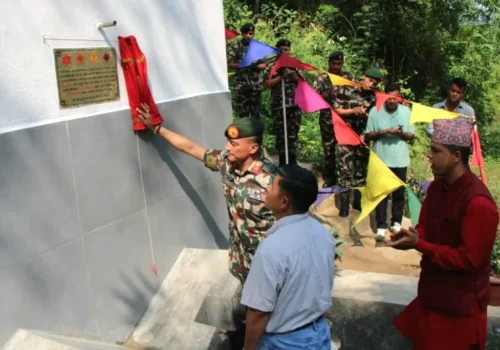 धादिङको उप्रेती गाउँमा हट्यो खानेपानी समस्या